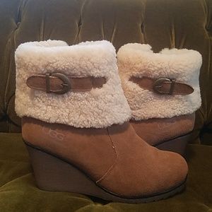 Ugg sherpa cuff wedge booties